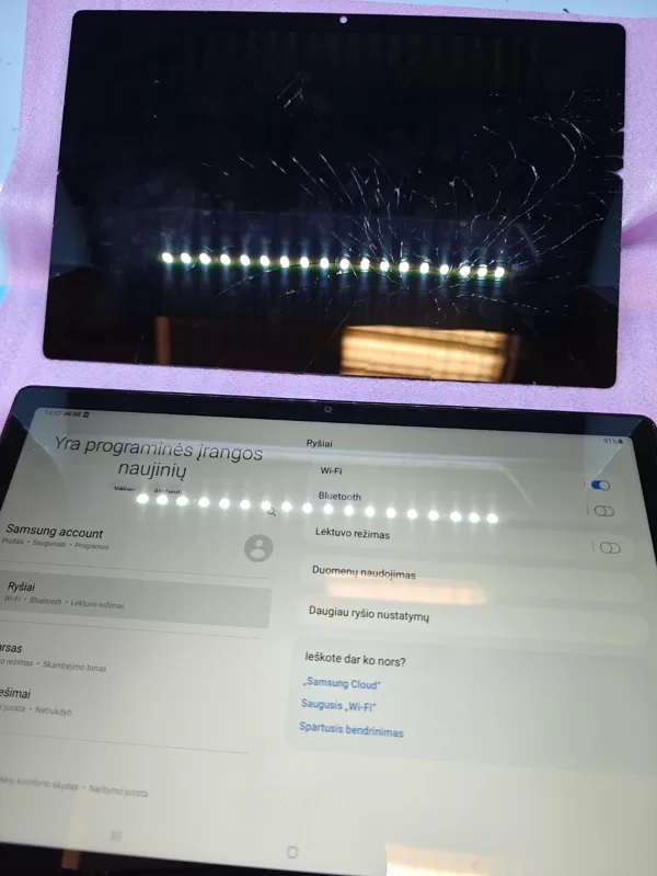Samsung Tab X200 ekrano keitimas