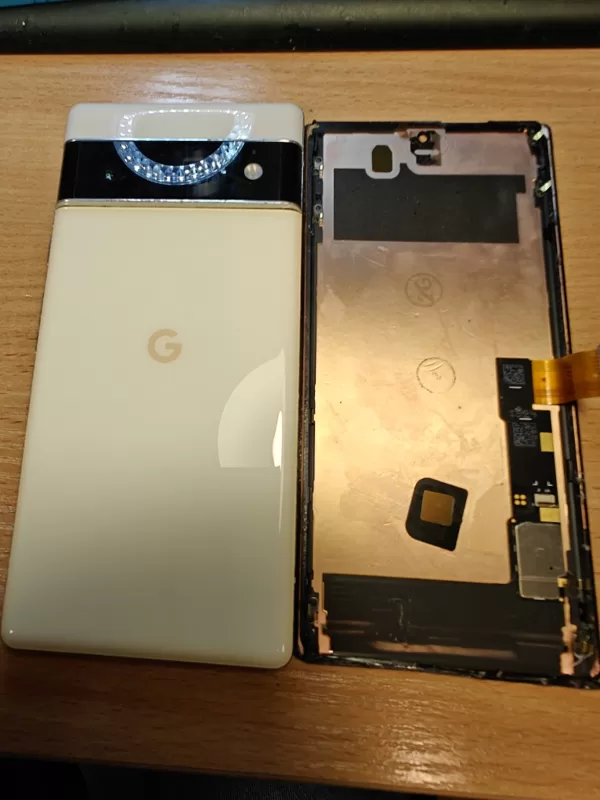 Pixel 6 Pro ekrano keitimas